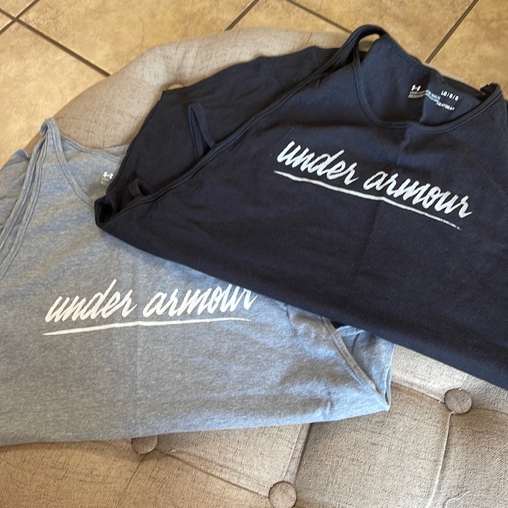 Set of 2 Under Armour Tanks Large
